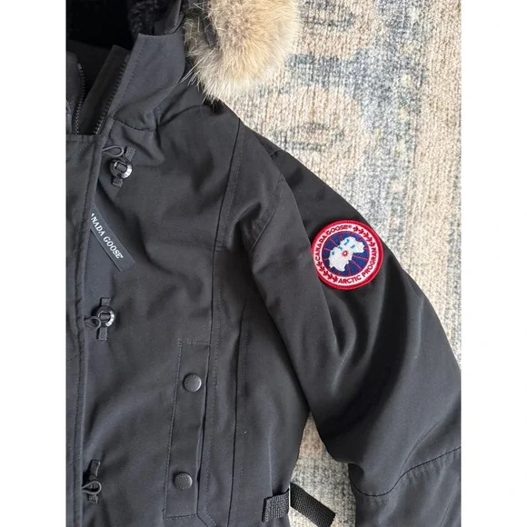 Canada Goose Kensington Black Parka Women's Size Small Excellent Condition - Picture 2 of 8